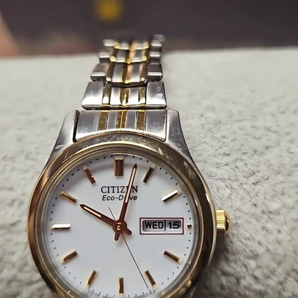 Citizens eco-drive silver & gold toned watch - Picture 3 of 3